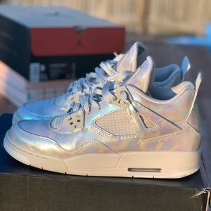 Retro 4 Air Jordan’s Pearl Size 8.5